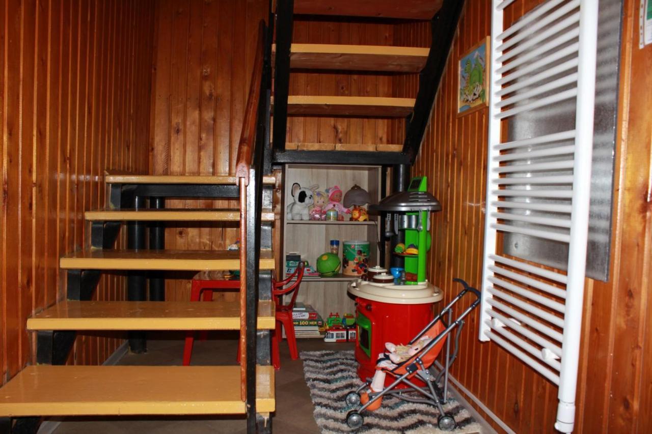 Holiday House Daniela Zdiar Exterior photo
